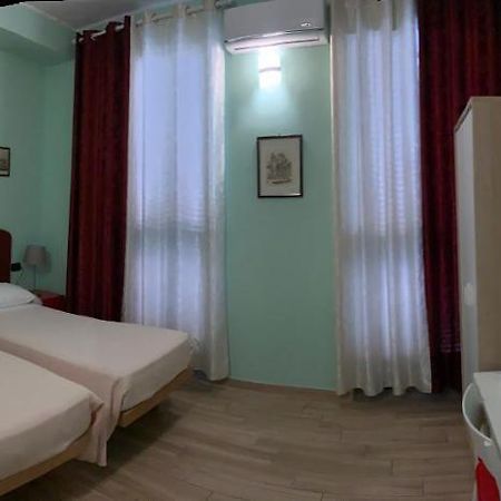 Cerrutihotel Верчеллі Екстер'єр фото